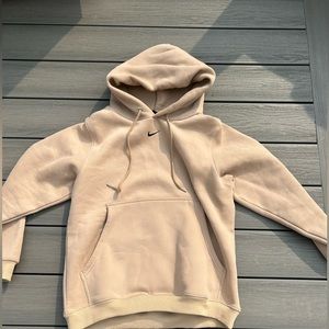 Nike center swoosh hoodie (Like new no stains or defects)